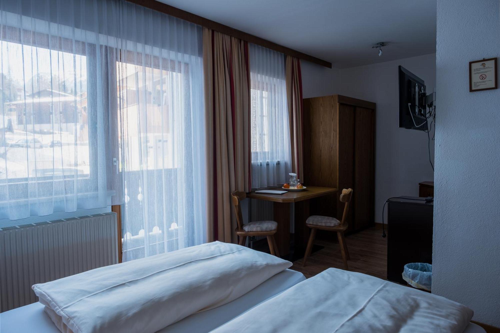 "Quality Hosts Arlberg" Hotel-Gasthof Freisleben Sankt Anton am Arlberg Kültér fotó